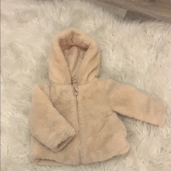 6-9 month jacket - Picture 2 of 5